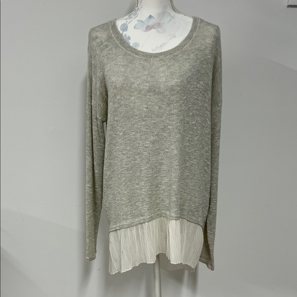 Abercrombie & Fitch Women's Gray Long Sleeve Top with Cream Hem